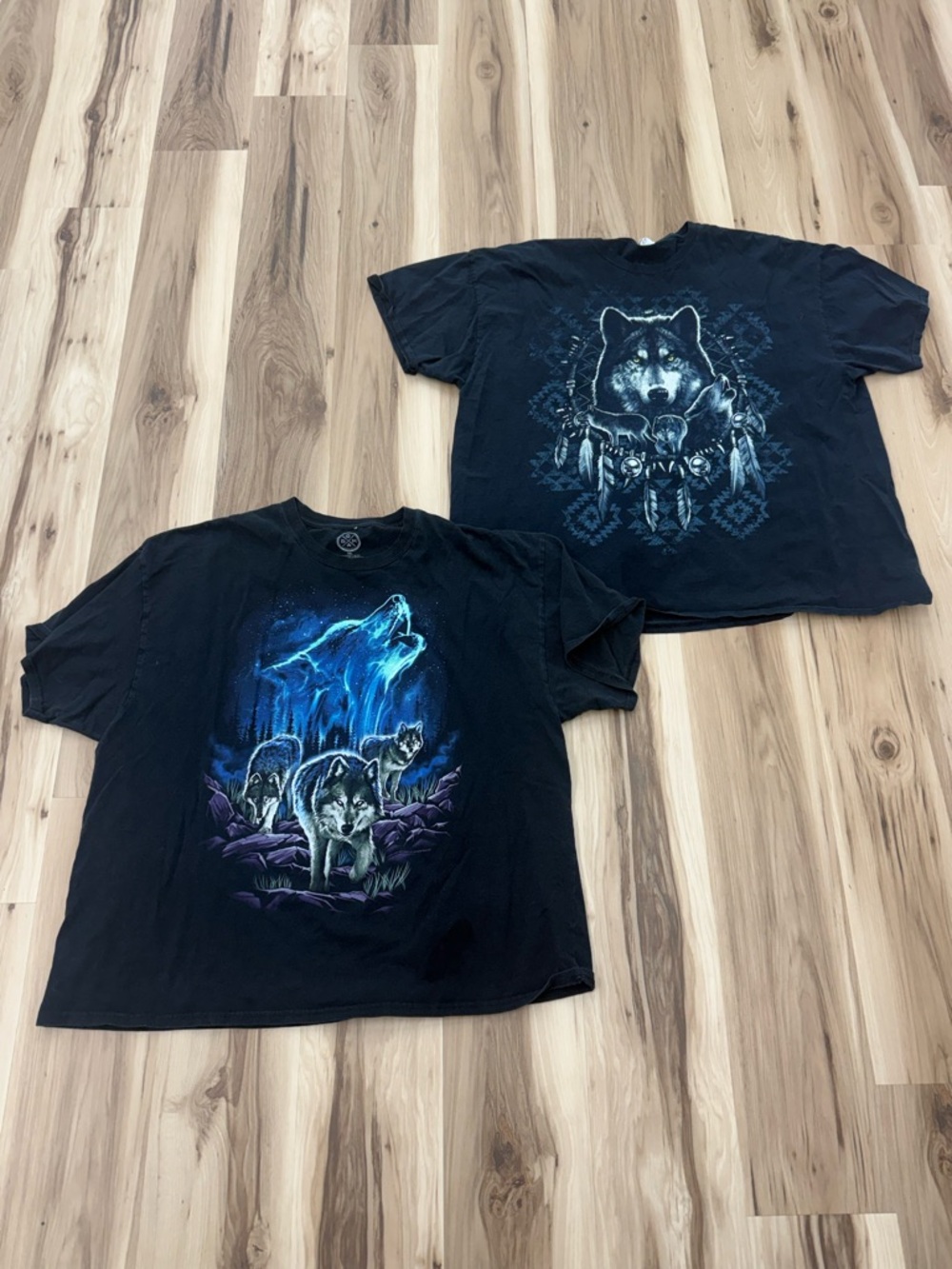 Men's Black Short Sleeve Wolf Graphic Tee Lot W7